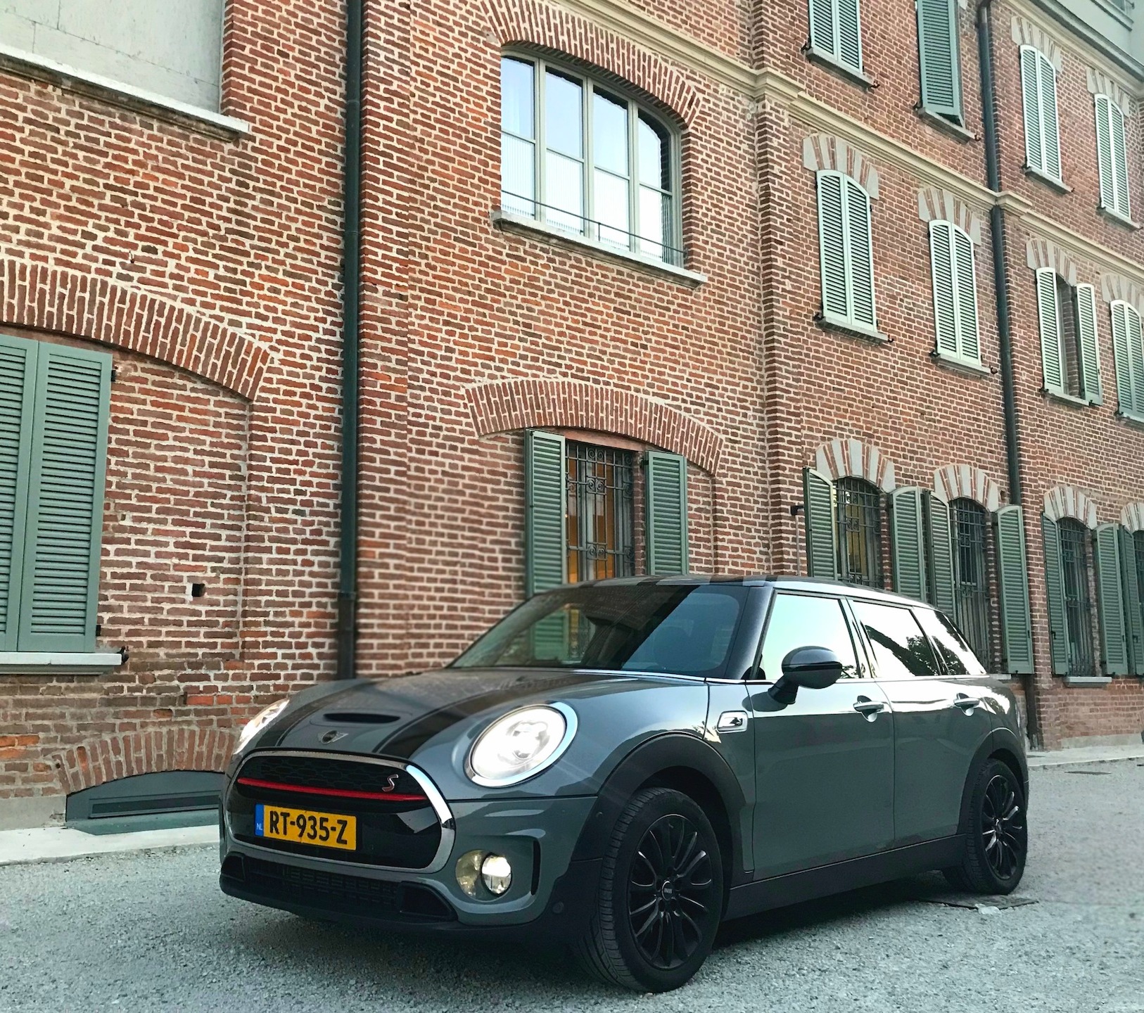 Content 11_content_image_1762268630540881230.jpg Interim management | STIICK