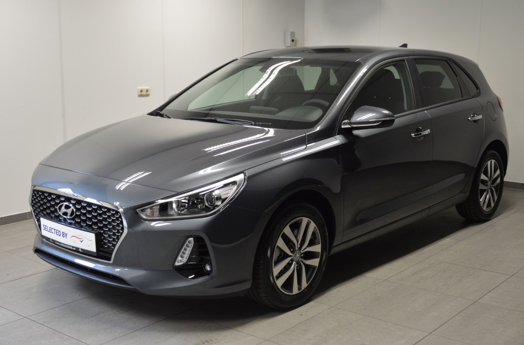 BMW 5 Serie 520 520i High Executive | LEDER | GR.NAVI | XENON | DEALERONDERHOUDEN 21114960-1.jpg | STIICK