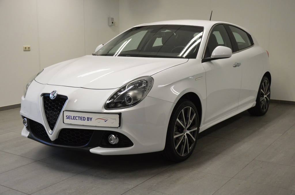 Audi A3 Sportback 1.4 TFSI CoD Ambition Pro Line plus | SCHUIFDAK | SPORSTOELEN | NAVIGATIE | XENON 21115390-0.jpg | STIICK